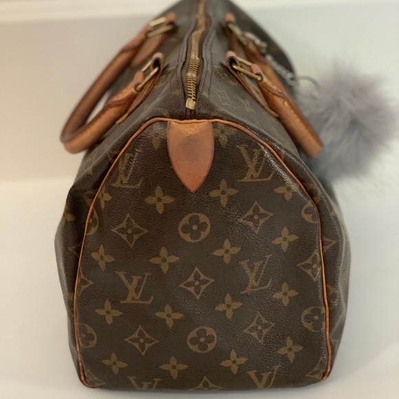 Authentic Louis Vuitton Speedy 30 - Picture 5 of 8